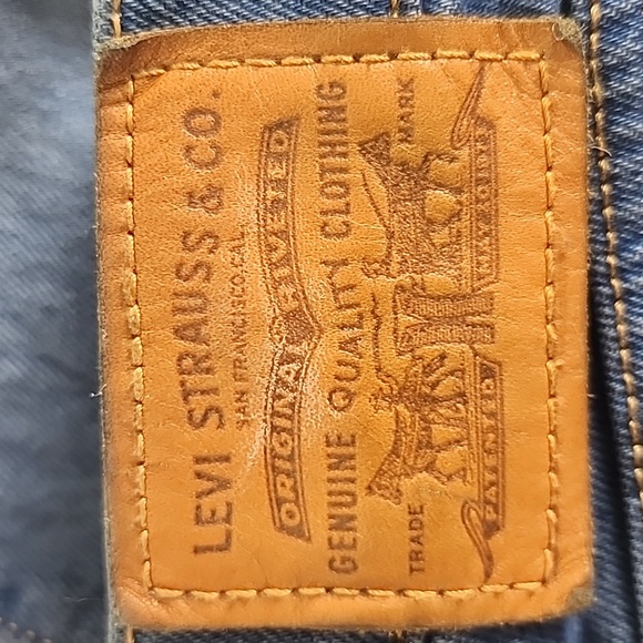 Levi's Premium Wedgie medium wash denim blue jeans button fly 5 pocket Size 25 - Picture 5 of 13